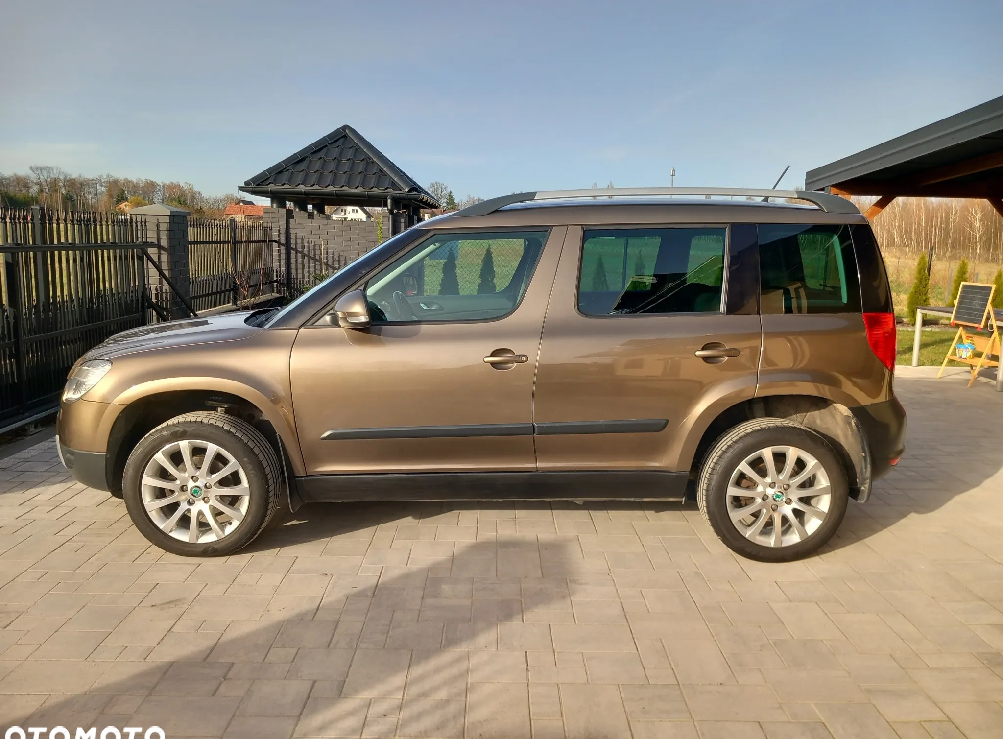 Skoda Yeti cena 28900 przebieg: 224000, rok produkcji 2011 z Czyżew małe 92